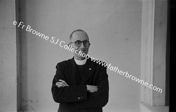 REV WALTER O'CONNOR BEFORE LEAVING FOR RHODESIA